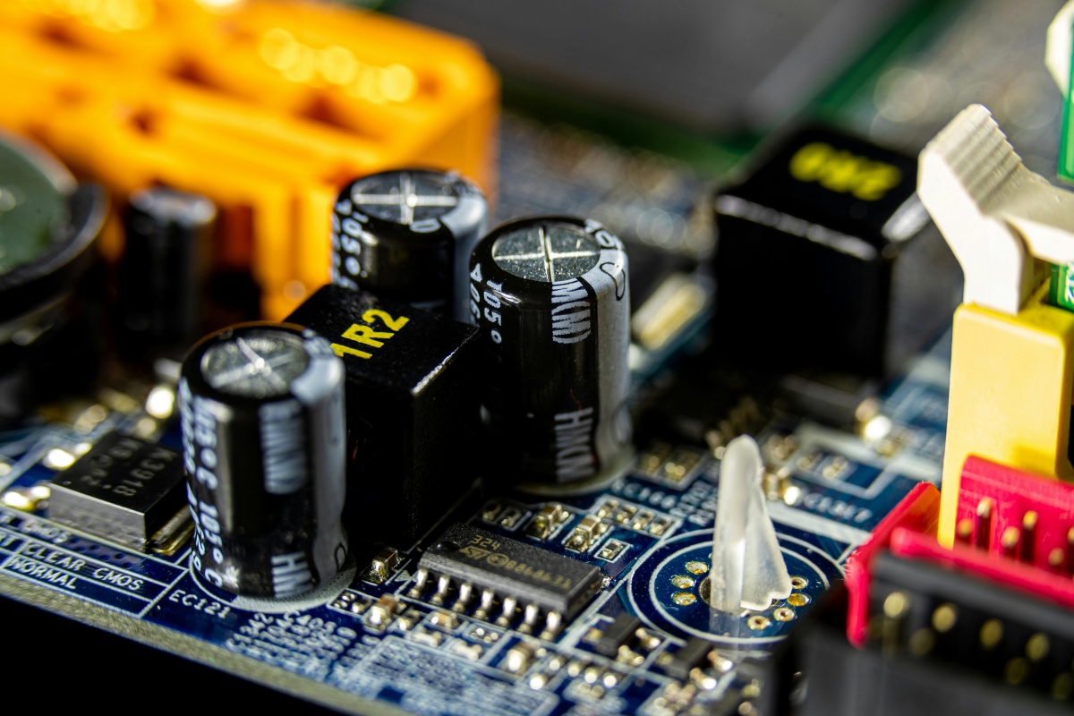 2025 Microcontroller Trends: The Future of Embedded Systems - IC88